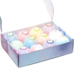 Bruisballen - Bruisballen Voor Bad - Kind - 12 Stuks - XXL Formaat - 12 Verschillende Geuren - 100 Gram -Verzorgingsproducten 1200x1094