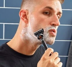 Gillette® Gillette Scheermesjes ProGlide 8 Stuks -Verzorgingsproducten 1200x1128 2