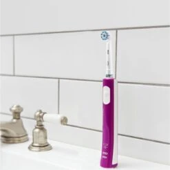 Oral B Oral-B Junior - Elektrische Tandenborstel - Paars 22 Oral B Oral-B Junior - Elektrische Tandenborstel - Paars -Verzorgingsproducten 1200x1197 20