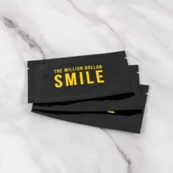 The Million Dollar Smile® - Teeth Whitening Strips - Crest Whitestrips -Tandenbleken - 28 Bleekstrips - 14 Behandelingen - Professionele Tandenbleek Strips - Tandenblekers - Wittere Tanden - Zonder Peroxide - Tanden Bleken - -Verzorgingsproducten 1200x1200 1357