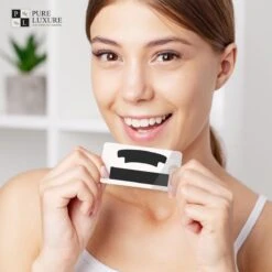 De Tanden Bleker - Pure Luxure - Professionele Tandenbleek Strips - 28 Strips - Teeth Whitening Strips - Wittere Tanden - Zonder Peroxide - Tanden Bleken 16 De Tanden Bleker - Pure Luxure - Professionele Tandenbleek Strips - 28 Strips - Teeth Whitening Strips - Wittere Tanden - Zonder Peroxide - Tanden Bleken -Verzorgingsproducten 1200x1200 1391