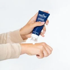 Herome Handcreme - Daily Protection SPF 8 - Voor De Dagelijkse Verzorging, Beschermend En Trekt Snel In - 75ml. -Verzorgingsproducten 1200x1200 183