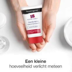 Neutrogena Handcrème Ongeparfumeerd, Noorse Formule, Voedende En Beschermende Vochtinbrengende Crème Voor Droge En Beschadigde Handen, 2 X 50 Ml -Verzorgingsproducten 1200x1200 191