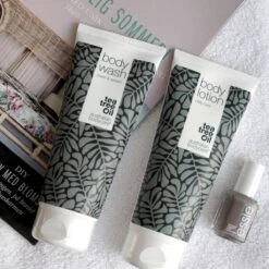 Australian Bodycare Body Lotion 200 Ml - Bodylotion Met Tea Tree Olie Verzorgt En Voorkomt Een Onzuivere En Droge Huid - Vermindert Vlekjes, Puistjes, Jeuk, Jeugdpuistjes, Lichaamsgeurtjes & Zweetvoeten - Geschikt Voor Vrouwen & Mannen -Verzorgingsproducten 1200x1200 529