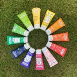 Weleda Berken Pearl Scrub Douchecrème -Verzorgingsproducten 1200x1200 716