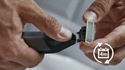 Philips OneBlade Original Blade QP220/50 - Vervangmesjes - 2 Stuks -Verzorgingsproducten 1200x675 32