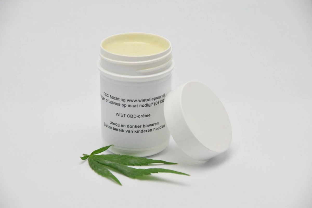 Stichting WietOliePuur - CBD Crème | 10% | 20ml. Variant | 3 Stichting WietOliePuur - CBD Crème | 10% | 20ml. Variant |