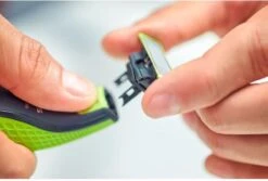 Philips OneBlade Original Blade QP220/50 - Vervangmesjes - 2 Stuks -Verzorgingsproducten 1200x813 1