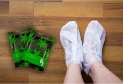 PureLuxure Voetmasker - Voetverzorging - Eeltsokken - Eelt Verwijderaar - Voetenmasker - Peel Off Masker - 1 Paar (2 Stuks) -Verzorgingsproducten 1200x820 1