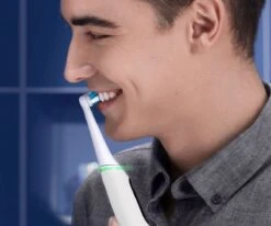 Oral B IO 6N - SMILE Black Lava Elektrische Tandenborstel Ontworpen Door Braun -Verzorgingsproducten 1200x999 3