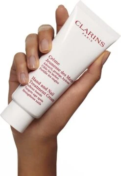Clarins Hand & Nail Treatment Cream Handcrème - 100 Ml -Verzorgingsproducten 824x1200