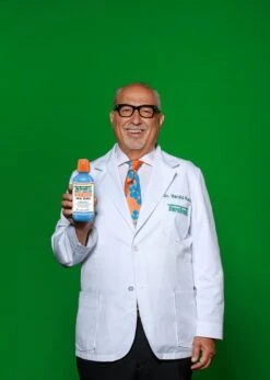 The Breath Co Mondwater - Icy - Mint - 500 ML - Tegen - Slechte Adem - Droge Mond - Ontstoken Tandvlees -Verzorgingsproducten 853x1200