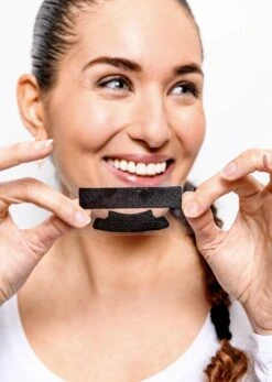 Love2smile PAP+ Premium Strips - Whitening Strips - De Natuurlijke Tandenbleker Van Nederland & België - Goedgekeurde Tandenbleek Strips - Teeth Whitening Strips - Wittere Tanden - Zonder Peroxide -Verzorgingsproducten 854x1200 3