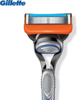 Gillette® Gillette Fusion - 8 Stuks - Scheermesjes -Verzorgingsproducten 925x1200 2