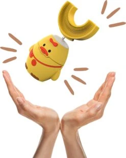 Merkloos Elektrische Sonische Tandenborstel Voor Kinderen Tussen 2 T/m 6 Jaar Met Timer - Elektrische Kindertandenborstel - 360º Graden - 6 Poetsmodus - IPX7 Waterbestendig - Geel -Verzorgingsproducten 952x1200 1